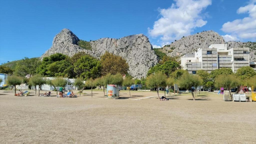 Teta Neda Leilighet Omiš Eksteriør bilde